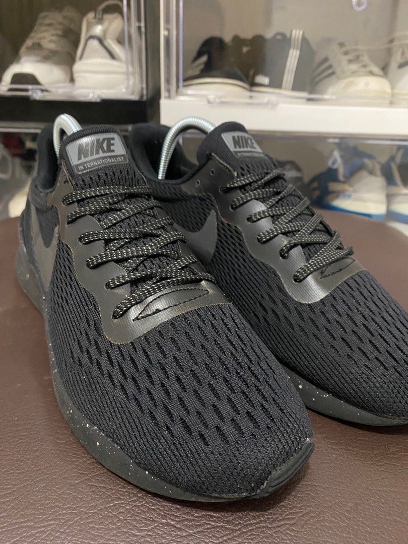 internationalist lt17