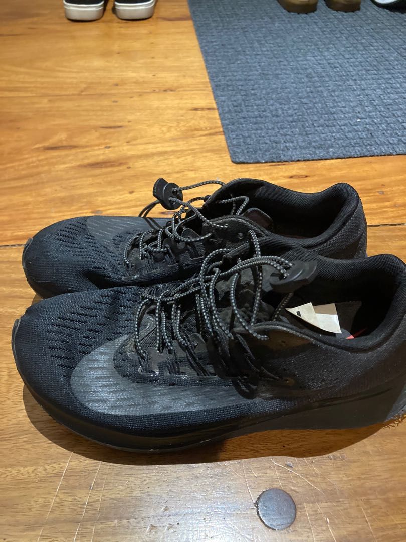Triple black zoom fly hot sale