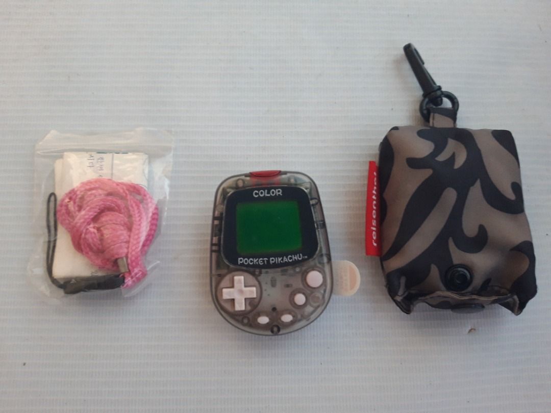 Nintendo Pocket Pikachu Color (Pocket Sakura Version) Tamagotchi ...