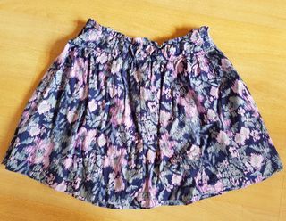Old Navy Floral Blye Skirt 31in to 32in