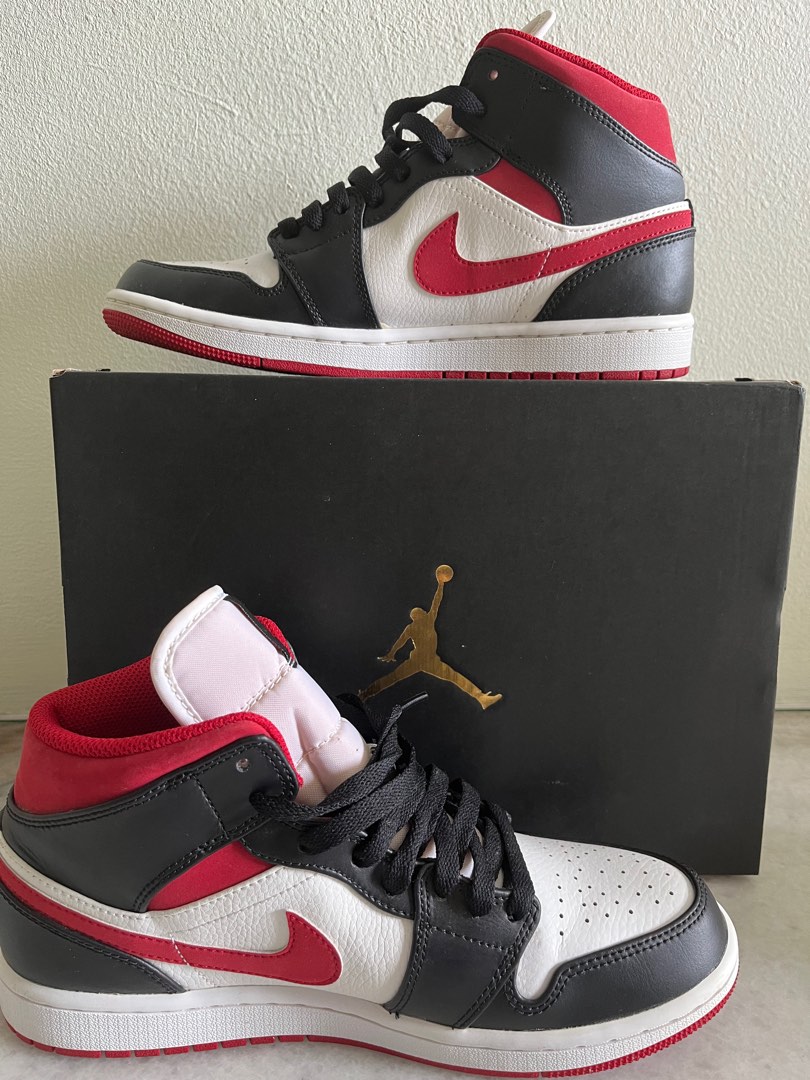 what is the average price of jordans