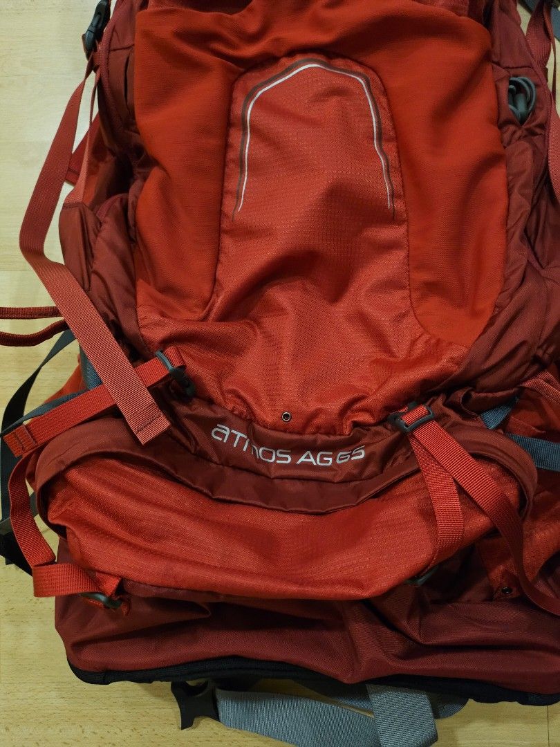 Osprey atmos 65 sales red
