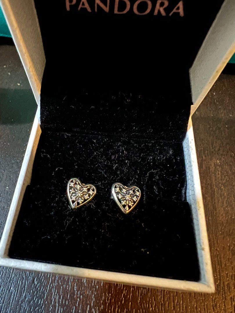 Pandora heart of winter hot sale earrings