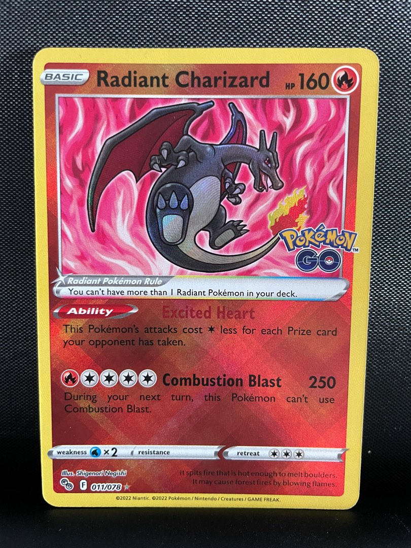 Radiant Charizard - 011/078 - Radiant Rare Pokemon Go Singles