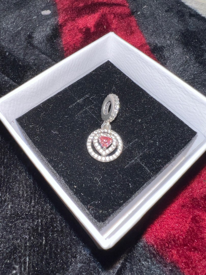 Preloved pandora clearance charms