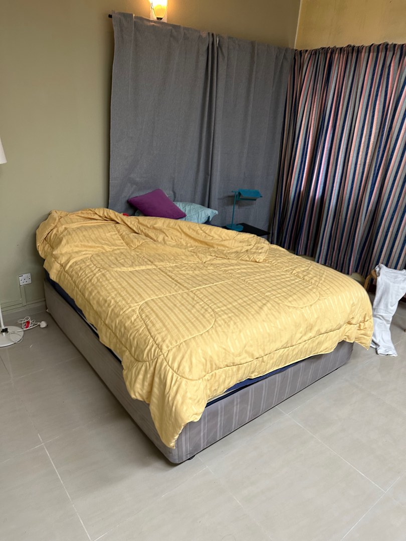 Queen sized Mattress with Divan, Furniture & Home Living, Furniture, Bed Frames & Mattresses on