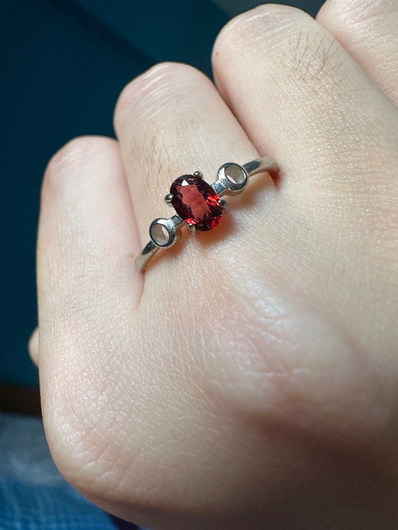 Red garnet jewellery top