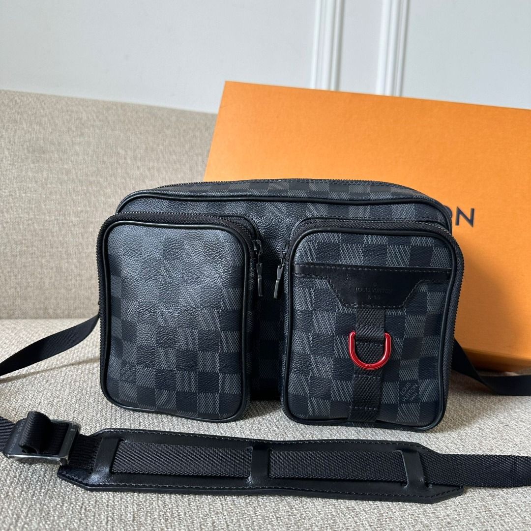 Shop Louis Vuitton DAMIER GRAPHITE Utility messenger (N40280) by