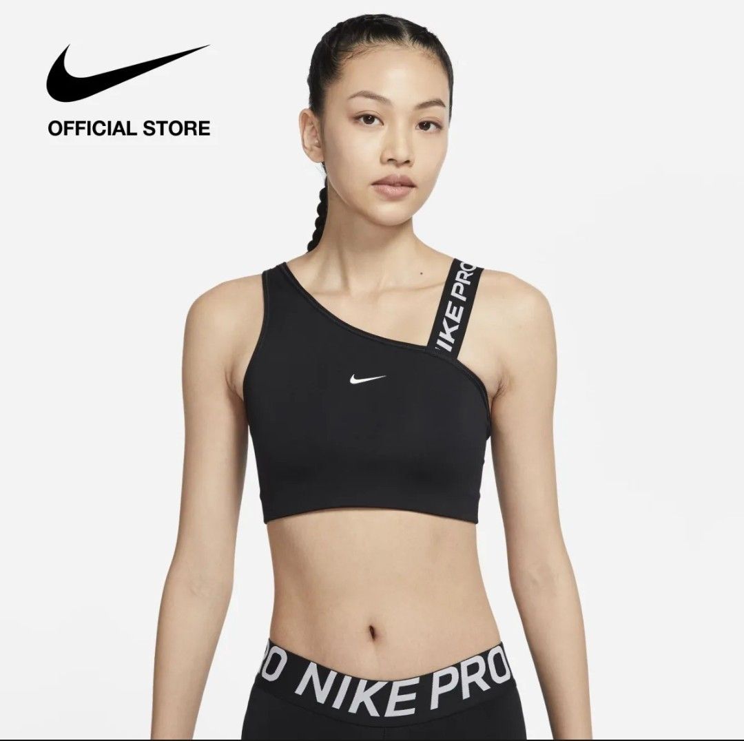 Nike Swoosh Sports Bra, Women's Fashion, Activewear on Carousell