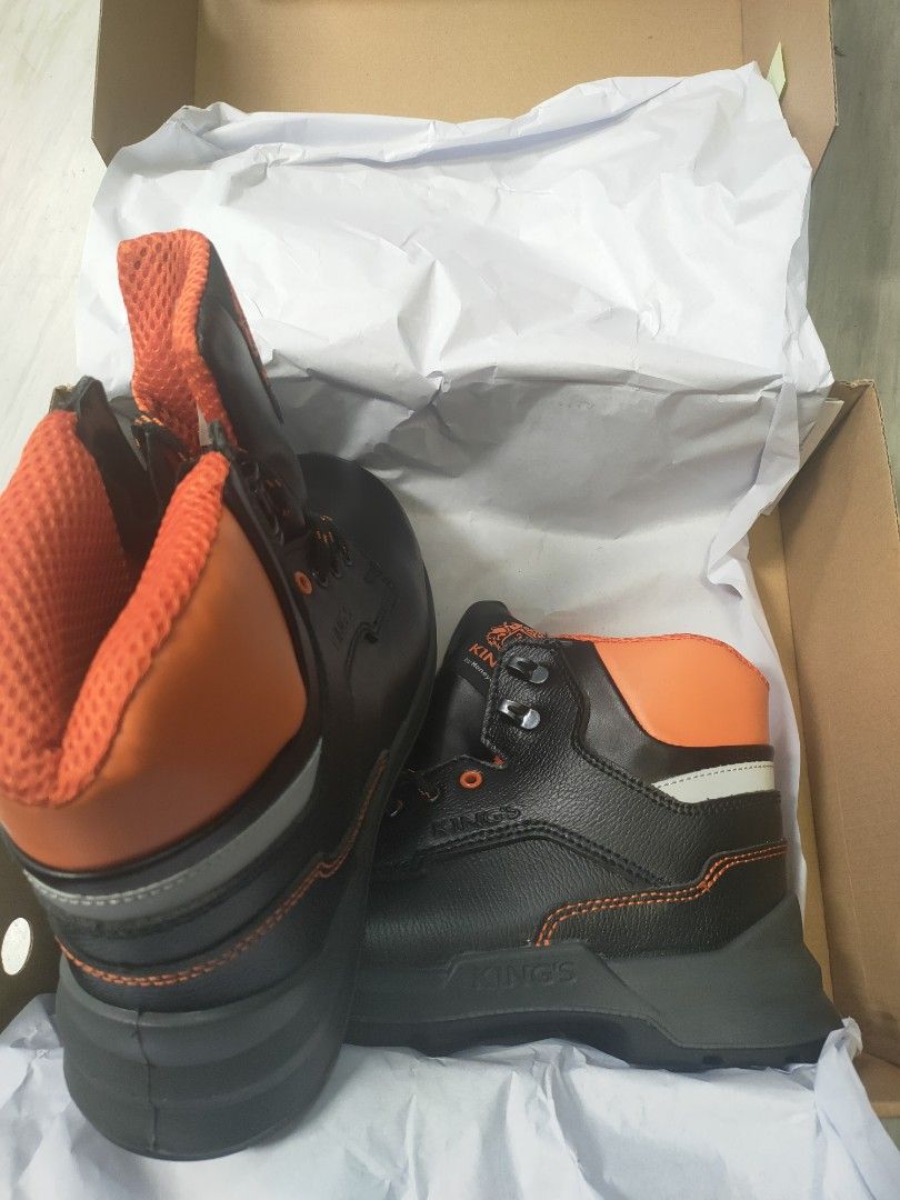 safety walking boots
