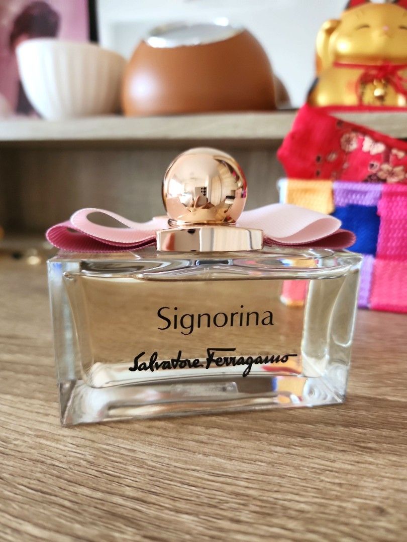 Signorina salvatore ferragamo price hot sale