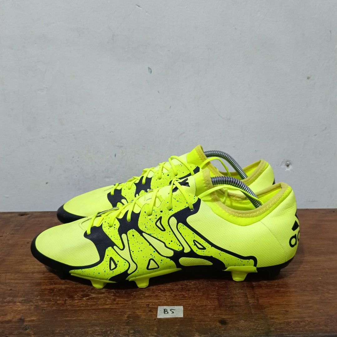 Sepatu bola shop adidas x 15