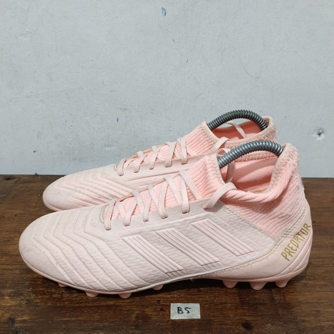 Adidas predator 18.3 size 4 new arrivals