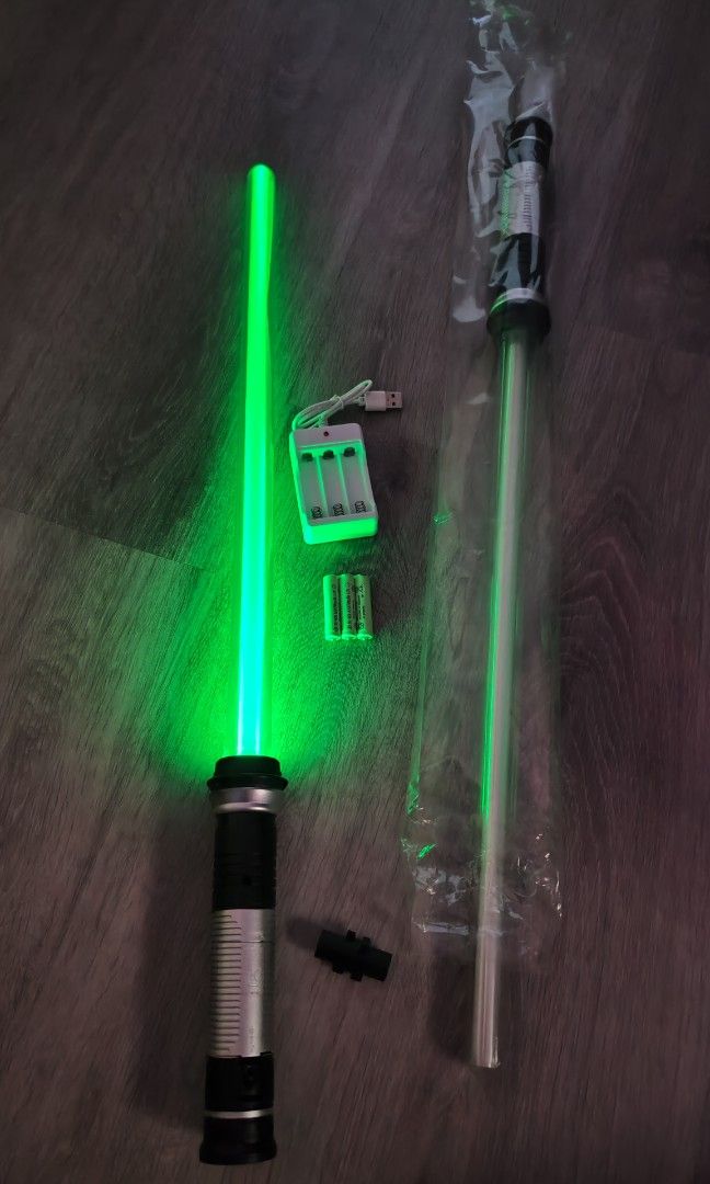 Plastic lightsaber toy new arrivals