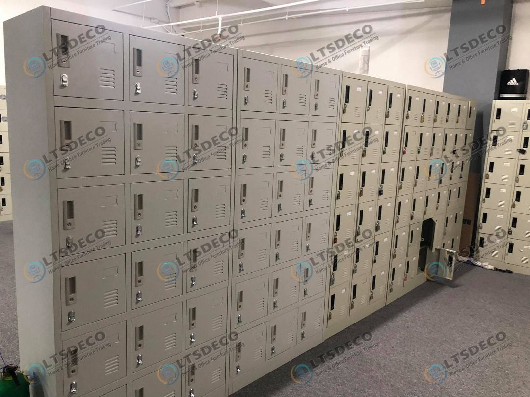 STEEL LOCKER OFFICE PARTITION/OFFICE FURNITURE, Furniture & Home Living ...