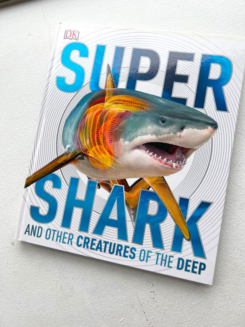 Hobbies　Super　Books　on　Creatures　Shark　Deep,　Other　Magazines,　Encyclopedia:　Children's　And　Toys,　of　the　Books　Carousell