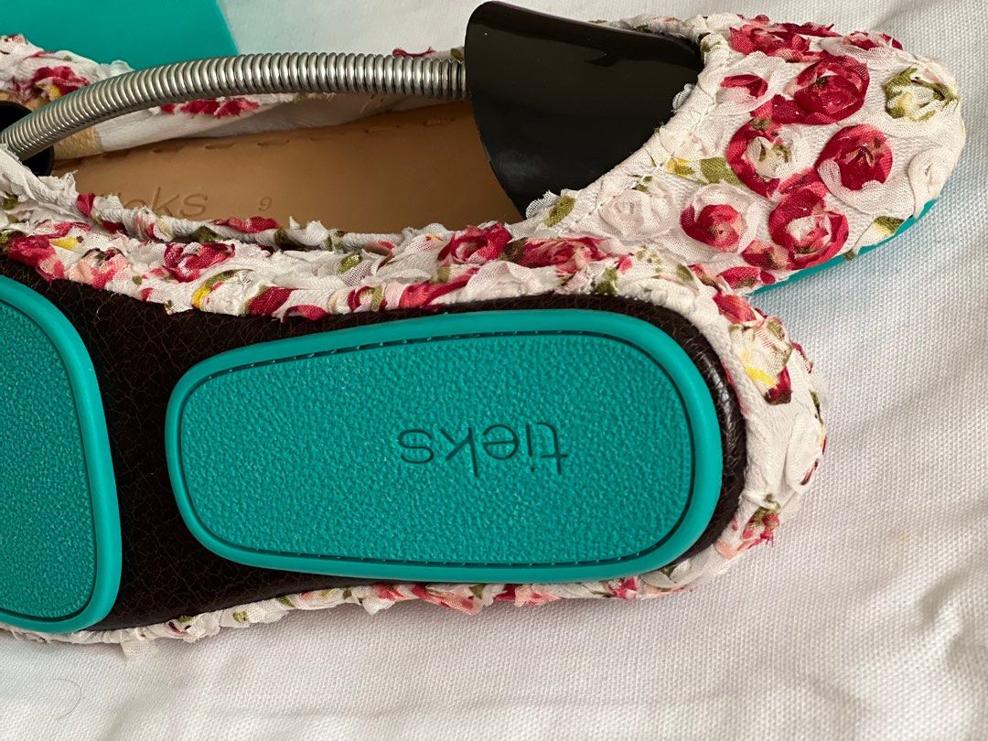 Tieks (Category: Flats & Sandals) located in Las Pinas. Submitted by snowpluspro (Listing ID 1257179630, Image 3). Description: Bnew tieks rose garden RFS wrong size.