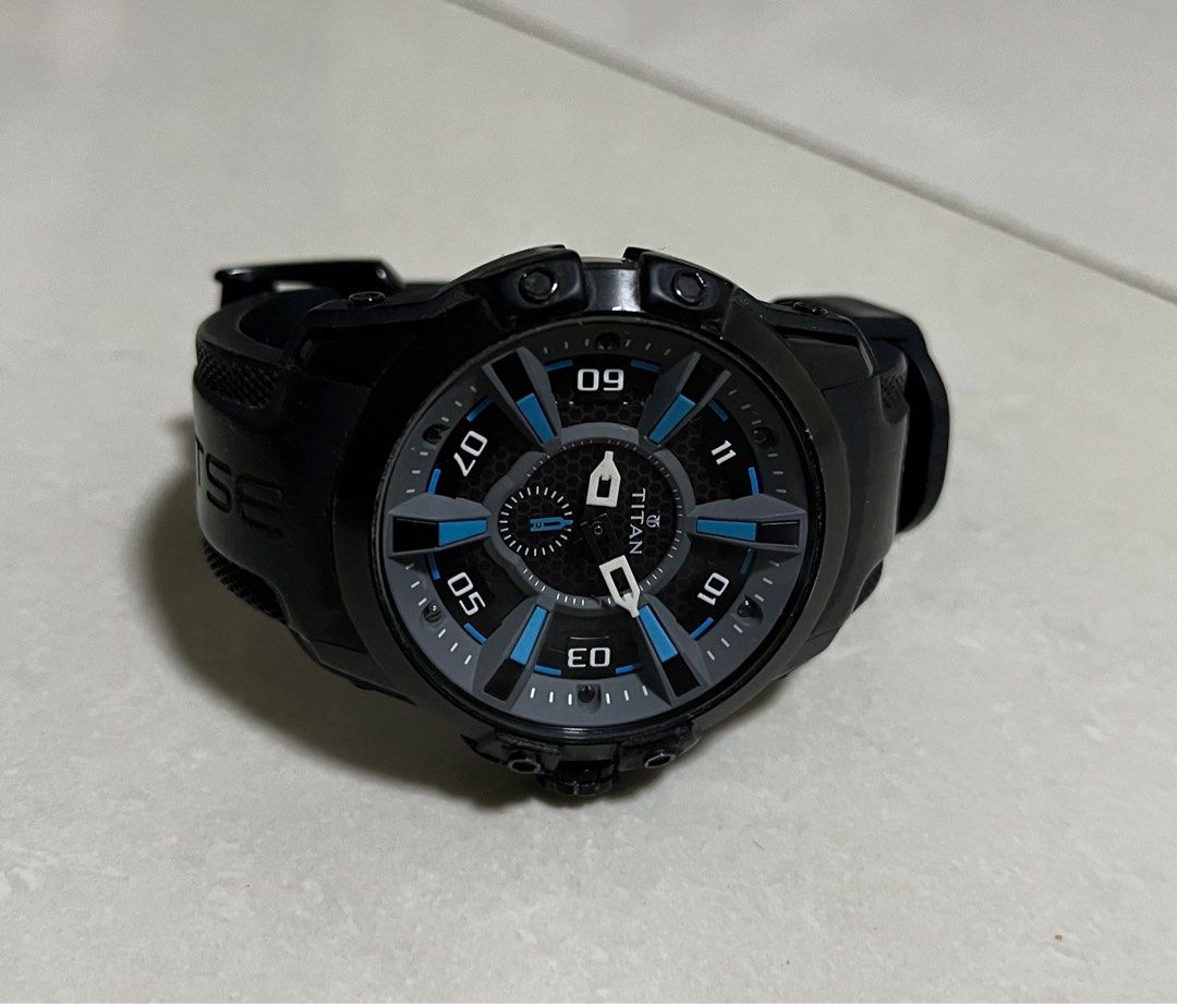 Titan Men s HTSE Solar Watch 1630NP01 Men s Fashion Watches