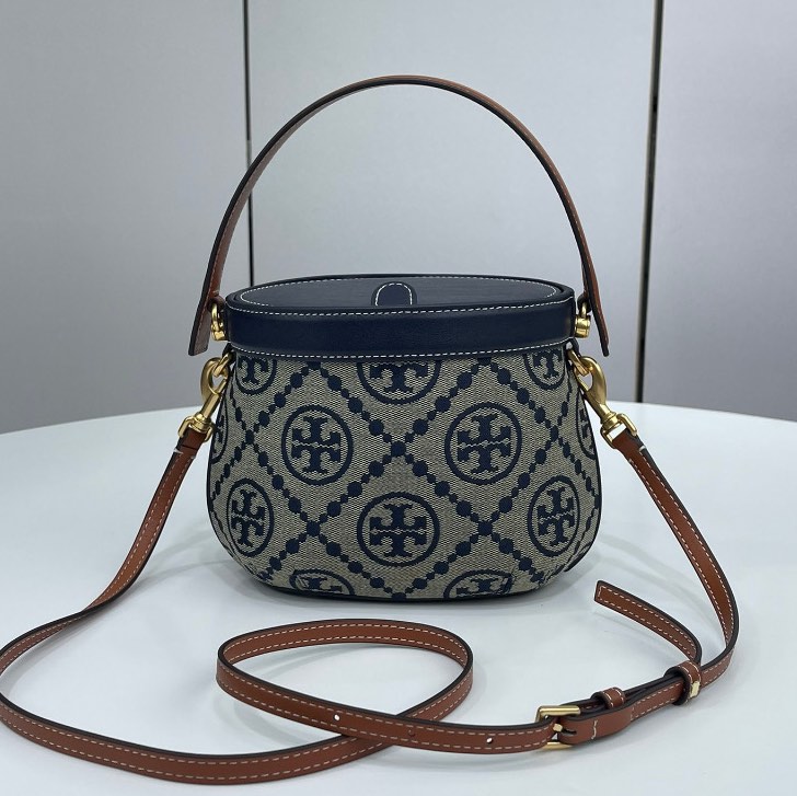 Tory Burch T Monogram Jacquard Barrel Shoulder Bag, Women's Fashion, Bags &  Wallets, Shoulder Bags on Carousell