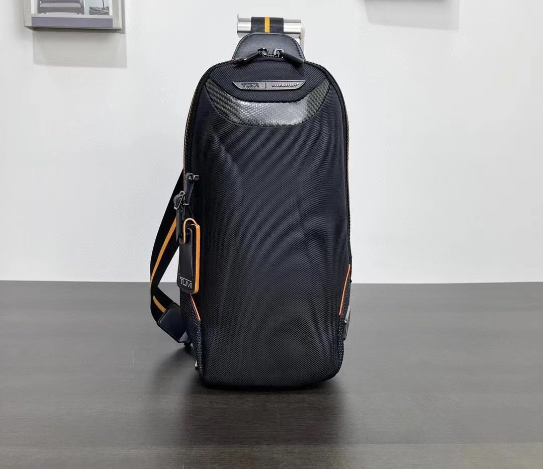 TUMI McLaren 「トルク」スリング ボディバッグ アウトレット TUMI McLaren 「トルク」スリング ボディバッグ アウトレット