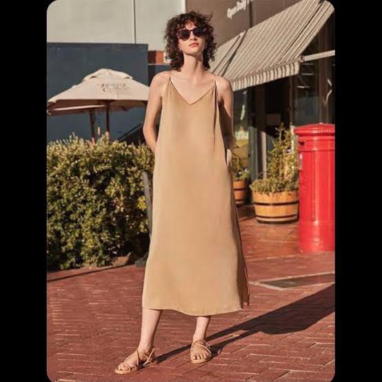 Uniqlo Slip Dress, Women's Fashion, Dresses & Sets, Dresses on Carousell