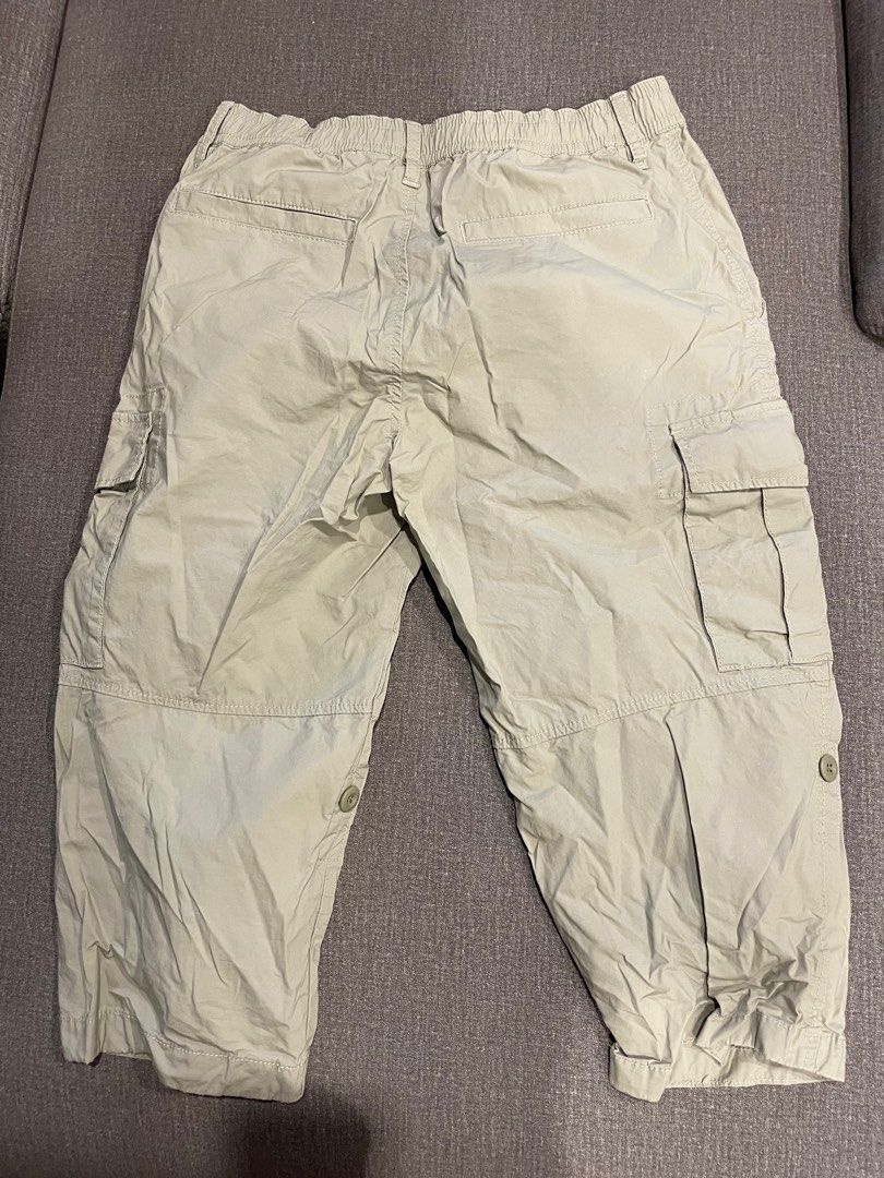 Uniqlo three quarter length shorts Men s Fashion Bottoms Shorts