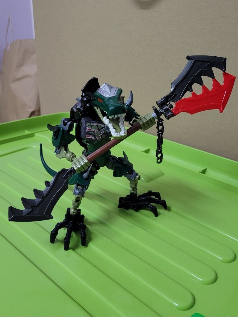 USED Lego Legends of Chima 70203 Chi Cragger Buildable Figure