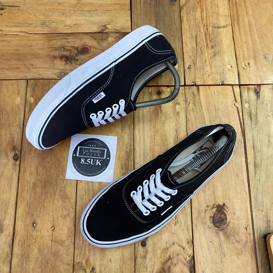 VANS AUTHENTIC