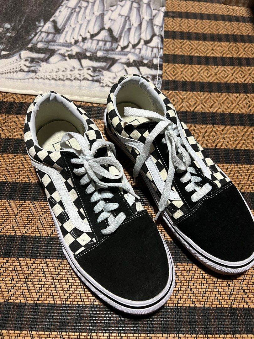 White old skool vans checkered online