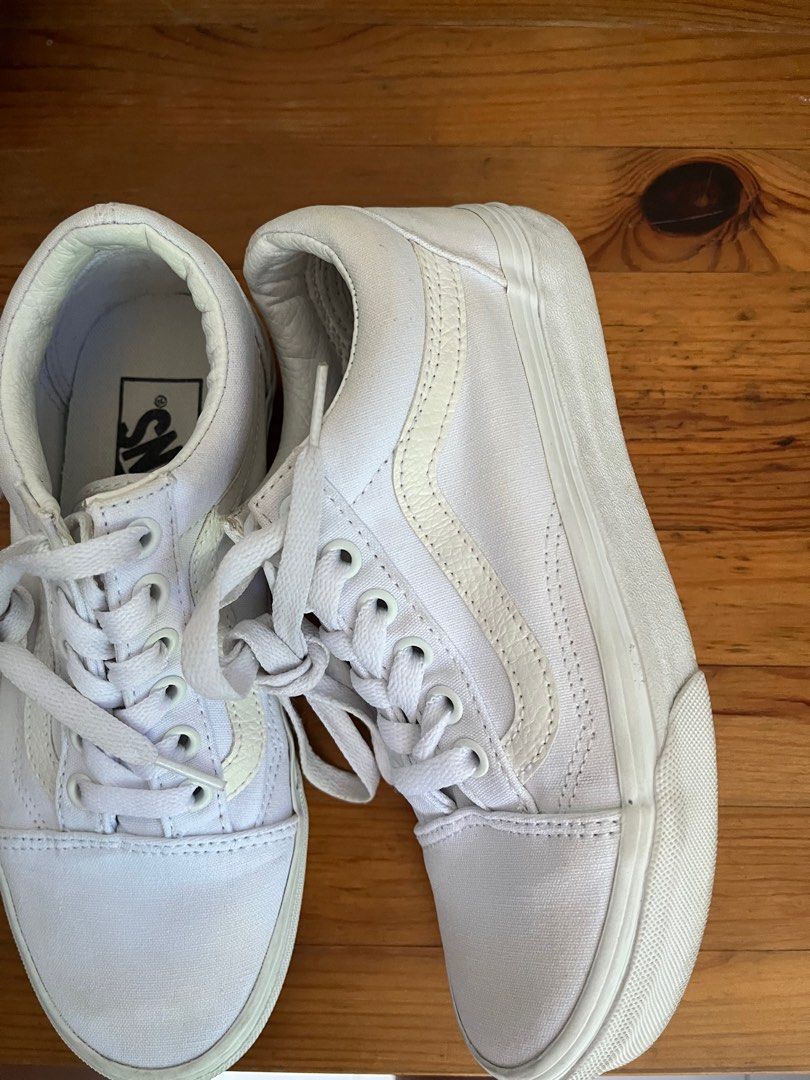 Vans shoes white with cream logo