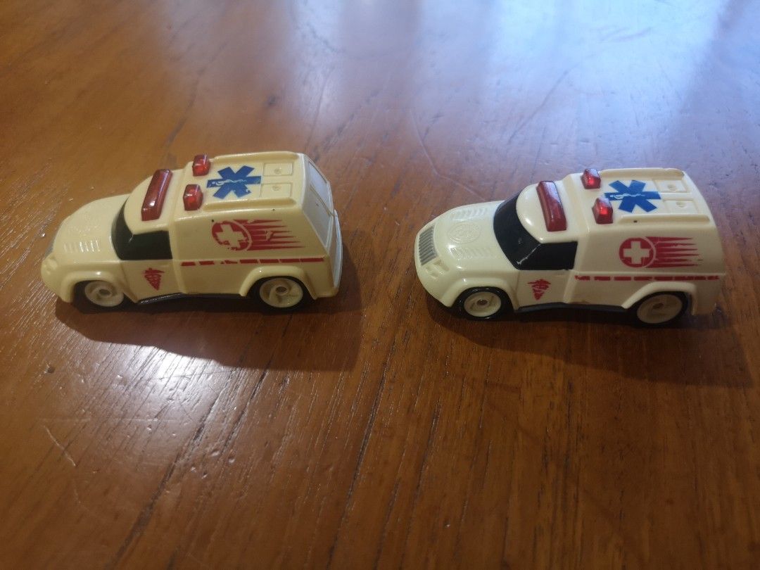 Hot wheels shop 1994 ambulance