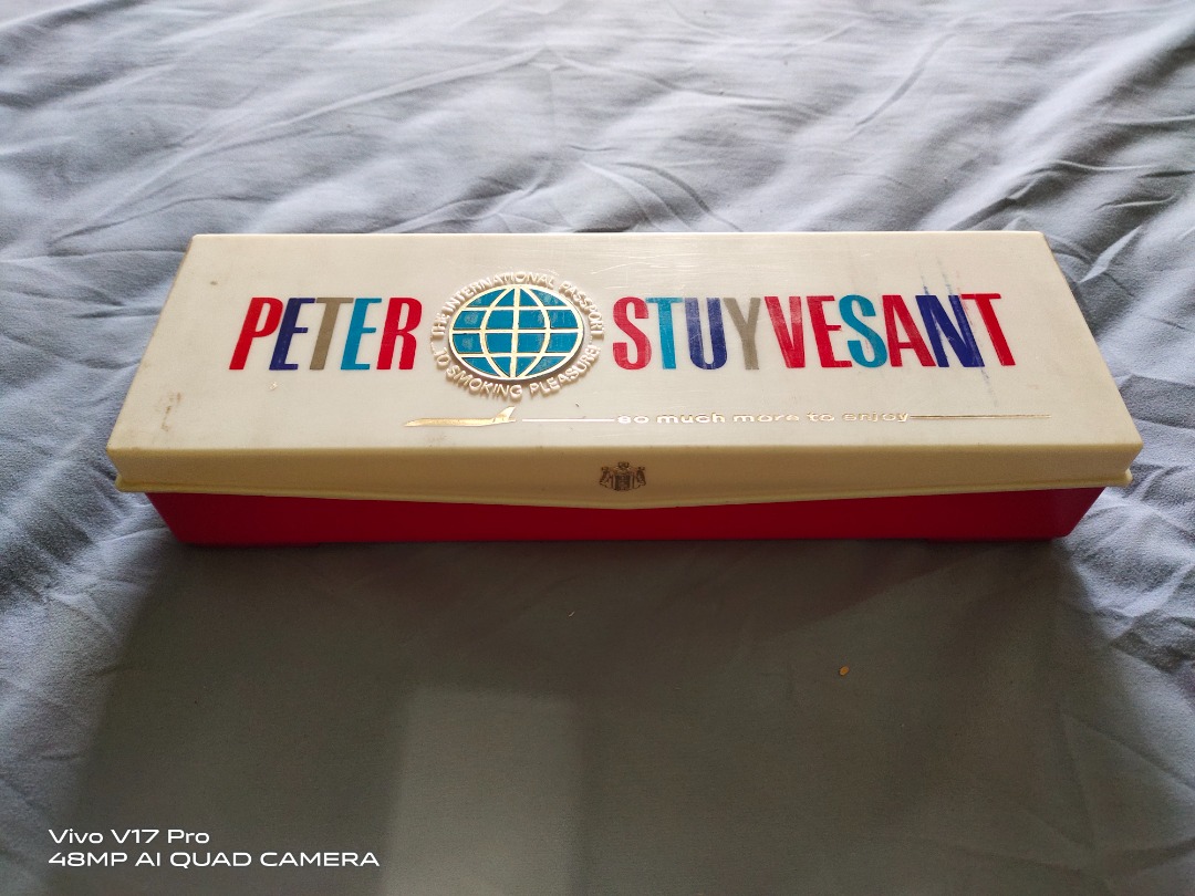 Vintage Peter Stuyvesant Acrylic box, Furniture & Home Living, Home
