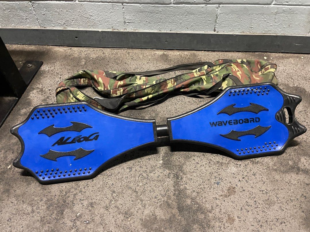 Waveboard lightly used, Sports Equipment, Other Sports Equipment and