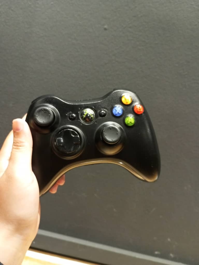 XBOX360 CONTROLLER USED AIKILYU, Video Gaming, Gaming Accessories, Controllers on Carousell