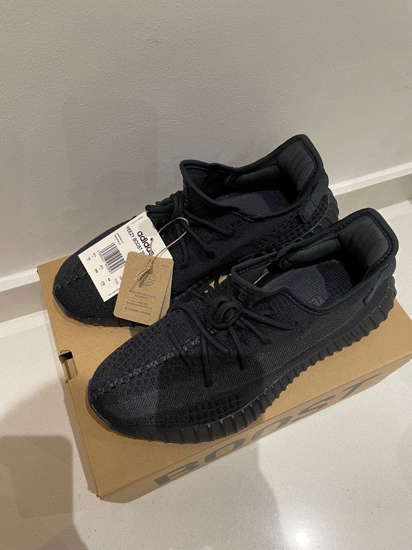 Adidas yeezy boost 35 v2 triple black top