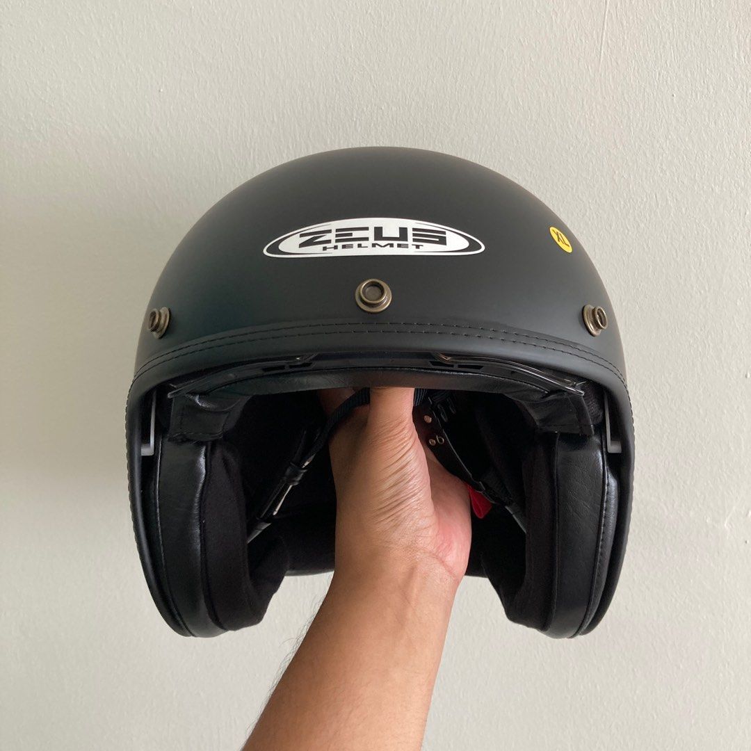 Helm zeus classic clearance