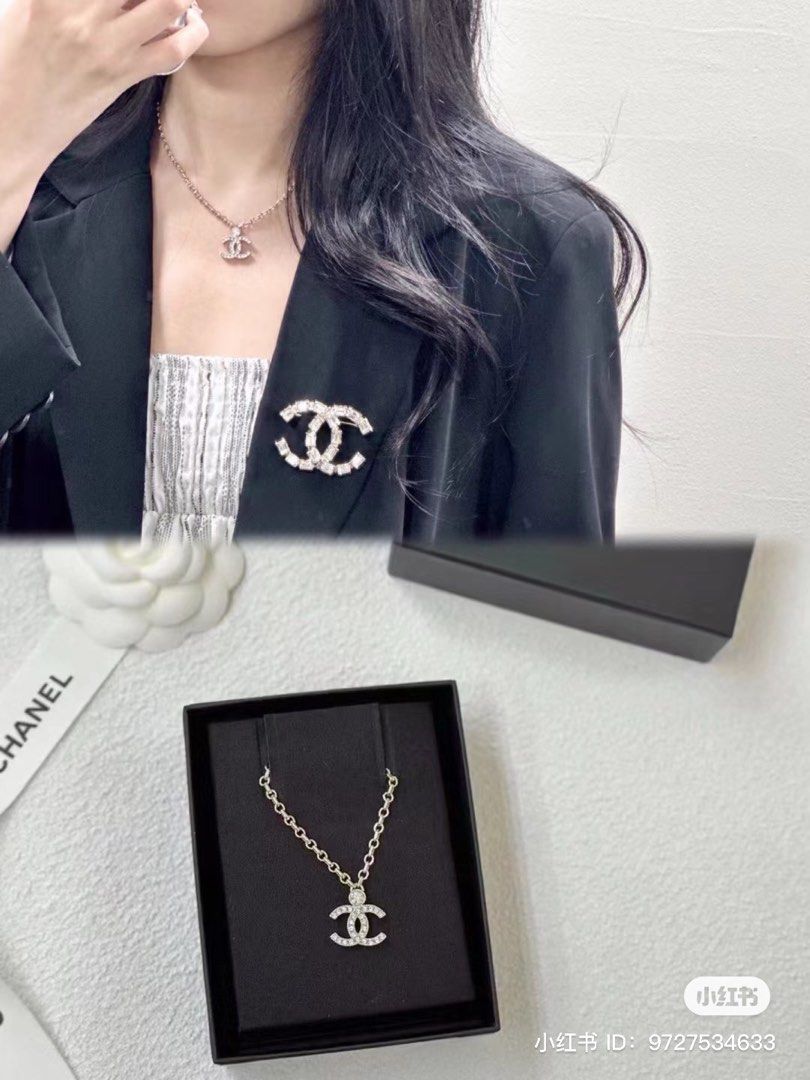 23k chanel cc logo necklace