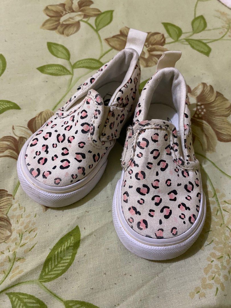 Vans for baby clearance girl