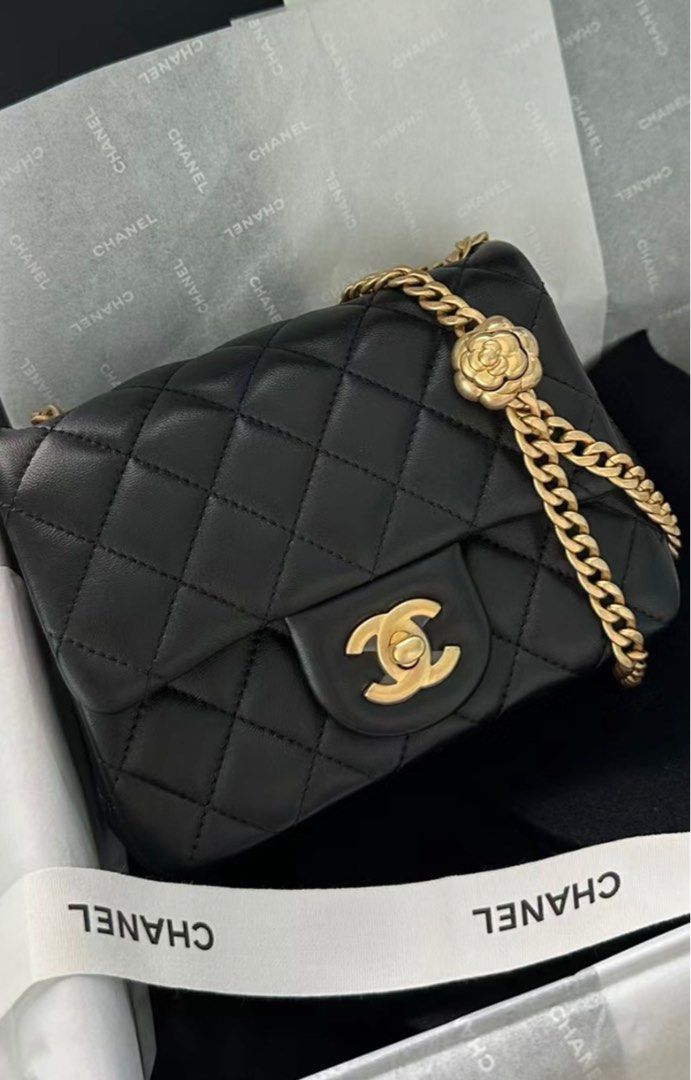 🇮🇹🛍️ CHANEL 23S Lambskin Mini Square Camellia Chain FLAP BAG