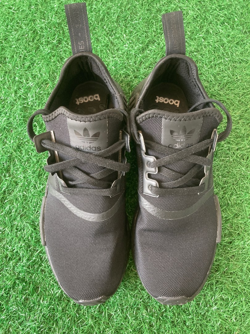 adidas nmd r1 blackout