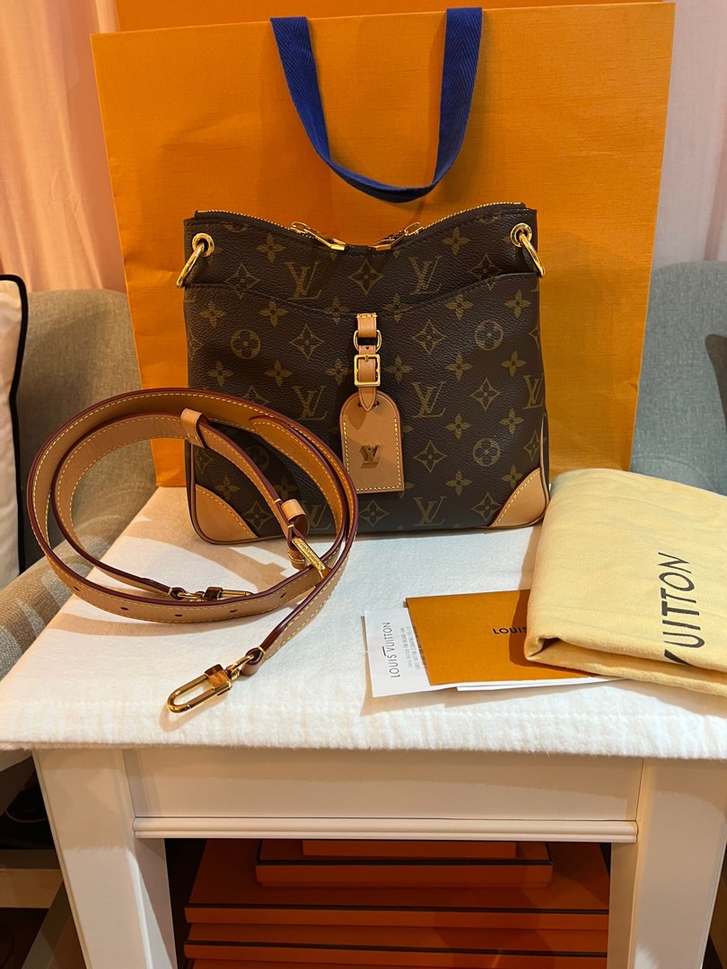 Authentic Louis Vuitton, Women's Fashion, Bags & Wallets, Cross