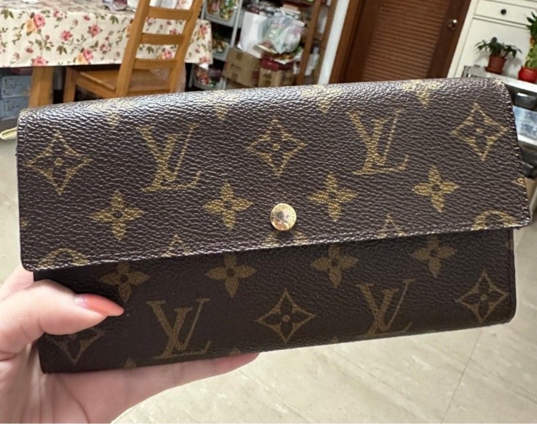 Authentic Louis Vuitton Wallet, Luxury, Bags & Wallets on Carousell