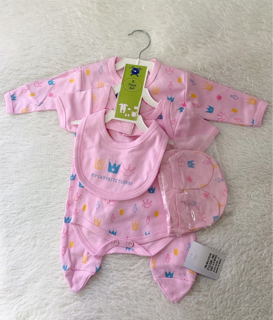 Baby onesie set, Babies & Kids, Babies & Kids Fashion on Carousell