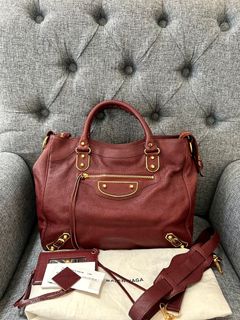 (Kategori: ) berada di . Dikirim oleh razhbags (ID iklan 1257270392, Gambar 1). Deskripsi: .