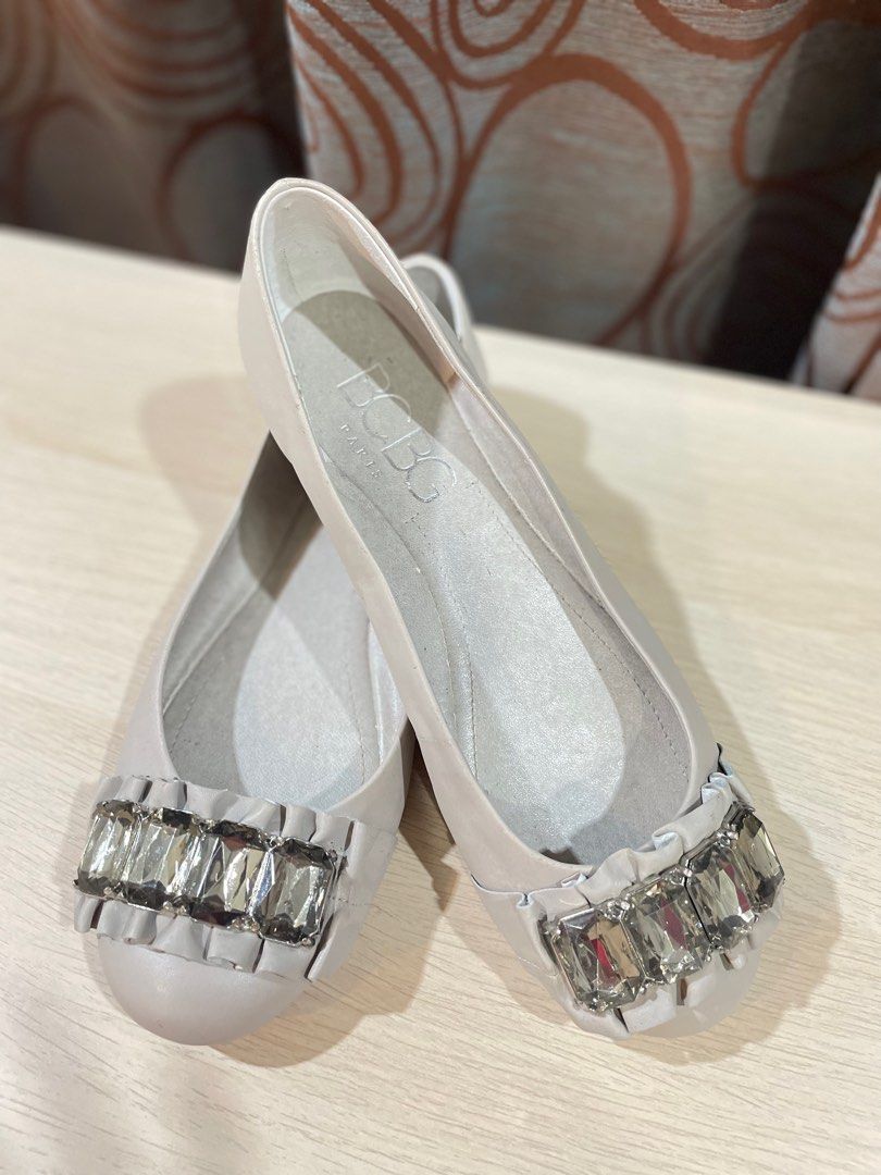 Bcbg discount flats shoes