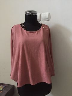 (Kategori: ) berada di . Dikirim oleh trixie_stuff (ID iklan 1257239788, Gambar 1). Deskripsi: .