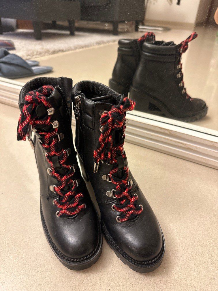 Red laces sale black boots