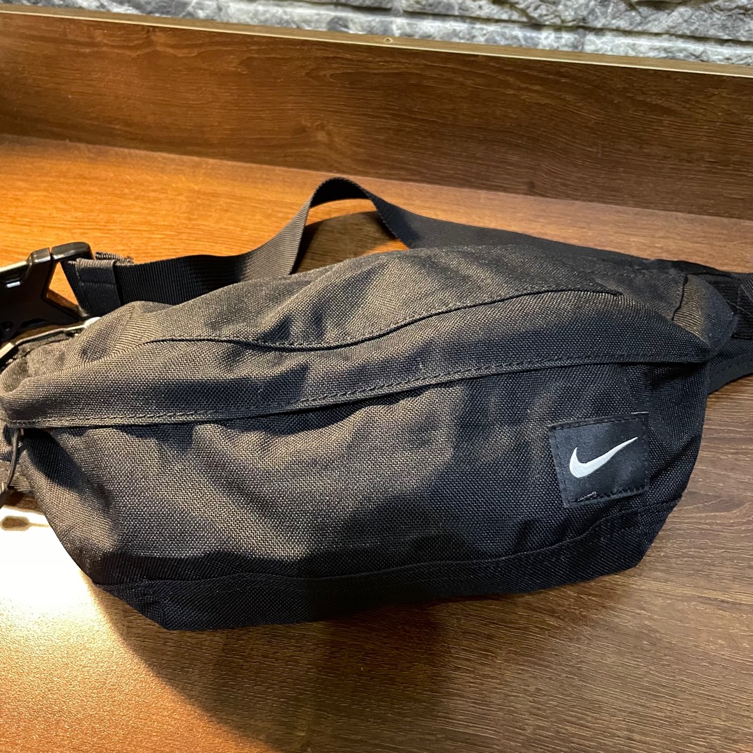 Black Nike Belt Bag, Men's Fashion, Bags, Belt bags, Clutches and