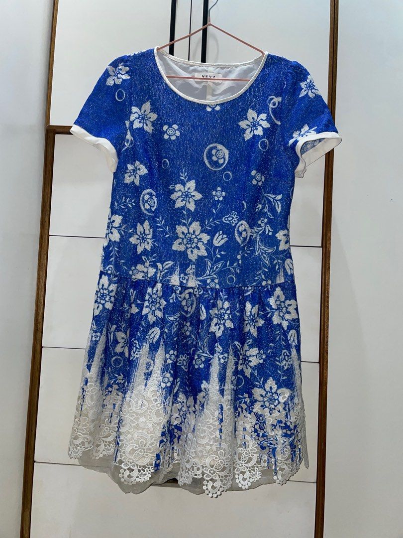 Women Blue Floral Side Cut Out Short Dress main image 0