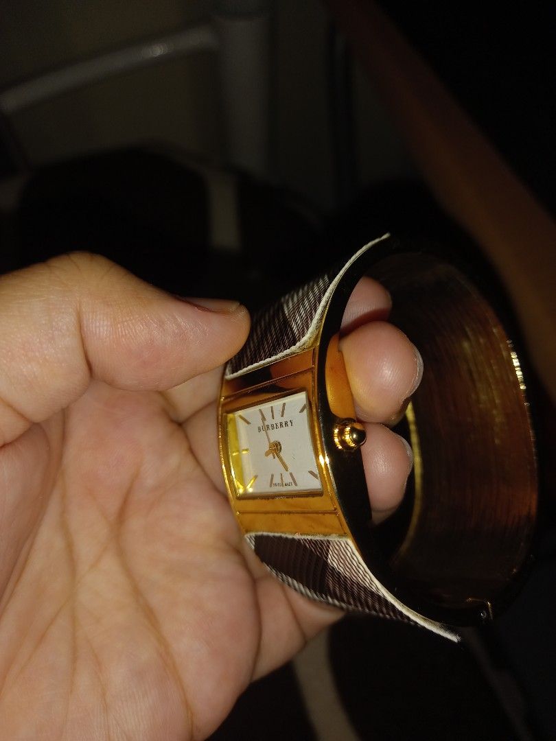 Burberry bangle top watch